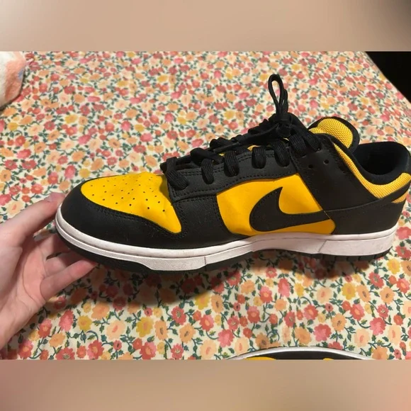 NIKE DUNK LOW ‘REVERSE GOLDENROD’